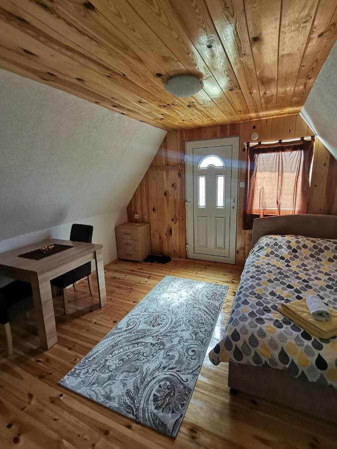 זבליאק Village Cottage מראה חיצוני תמונה